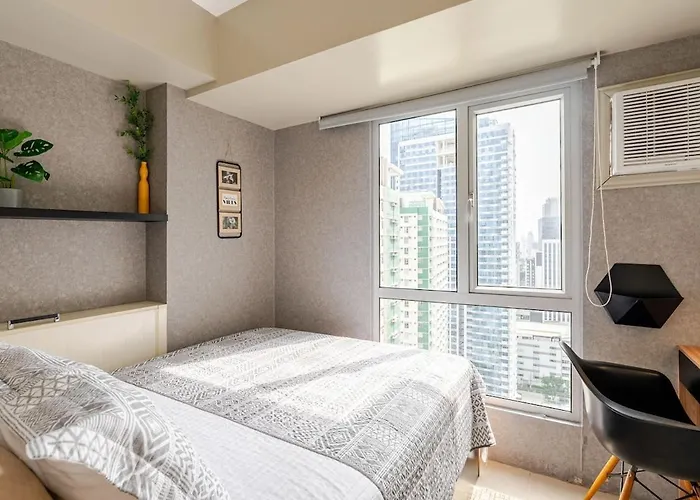 27th Floor It Park Walking Distance To Everything 3*