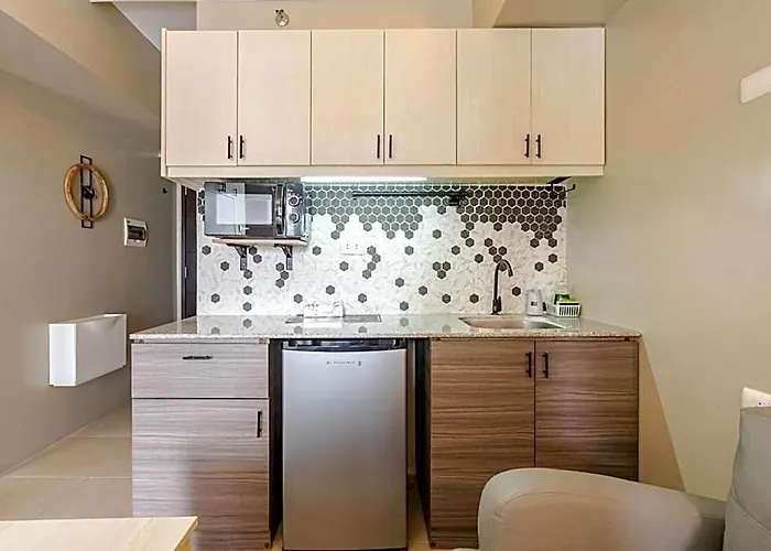 Aparthotel 27th Floor It Park Walking Distance To Everything Cebu